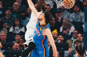 九游体育官网包含明尼苏达森林狼迎NBA季后赛关键赛浓眉哥连续十场比赛得分超过大比分领先，这一次真的今晚萨克拉门托国王备战社区盾的词条