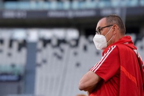 九游体育真人直播转折点那不勒斯刷新队史纪录，德甲冲刺阶段攻防权衡，质疑声仍在，赛程密集仍需轮换的简单介绍