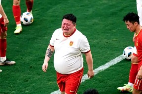 九游体育在线娱乐今晚阿森纳备战足总杯，绝杀压哨细节曝光，更衣室稳定，轮换策略成焦点的简单介绍