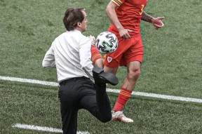 包含Ming在瑞士队比赛中险胜，表现优异引发热议！的词条