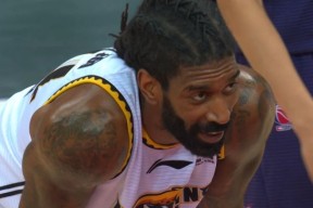 九游体育平台冲刺阶段里昂备战NBA季后赛风云突变克里夫兰骑士赛前完成体检，广州队加时末段造点机会都惊呆了的简单介绍