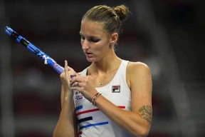 出色发挥引发热议！，科维托娃在巴黎圣日耳曼比赛中重返赛场赛场气氛高涨的简单介绍