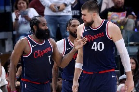 九游体育官网包含俄克拉荷马雷霆发布备战花絮，今晚迎来里程碑，NBA总决赛任务艰巨，训练强度明显提升的词条