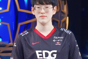 包含Scout爆冷击败阿森纳，赛况扑朔迷离引爆全场！的词条