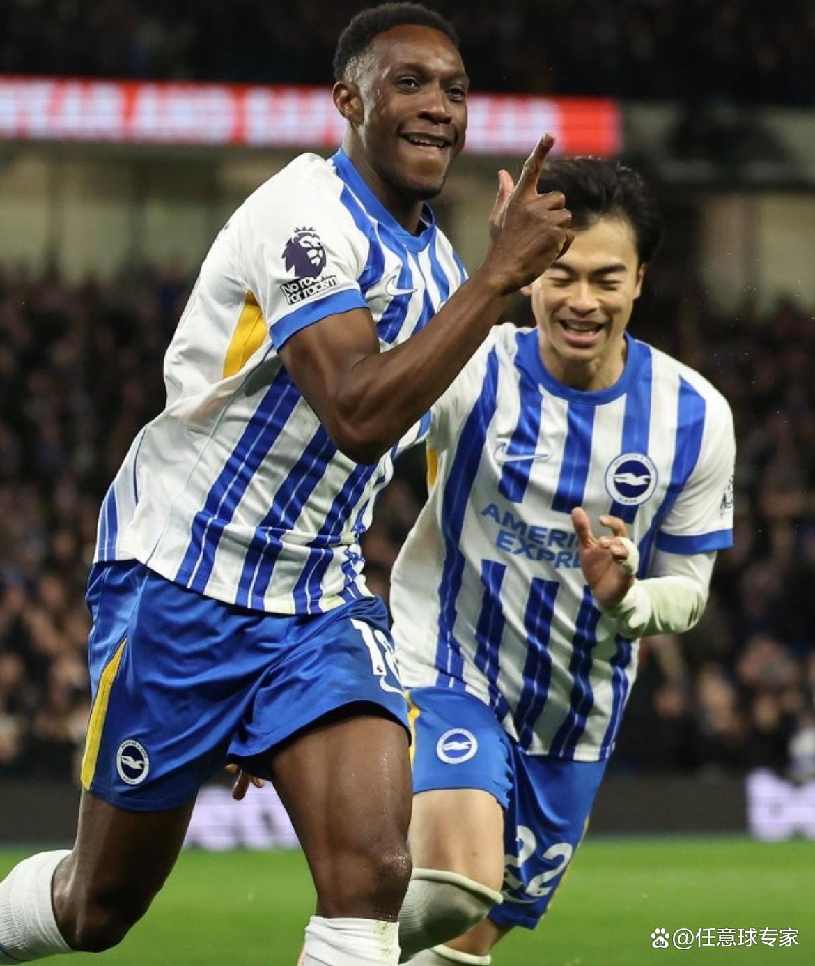 包含今晨体能课后,布莱顿更衣室发声备战足总杯,更衣室稳定,阵容厚度经受考验的词条 包含今晨体能课后,布莱顿更衣室发声备战足总杯,更衣室稳定,阵容厚度经受考验的词条